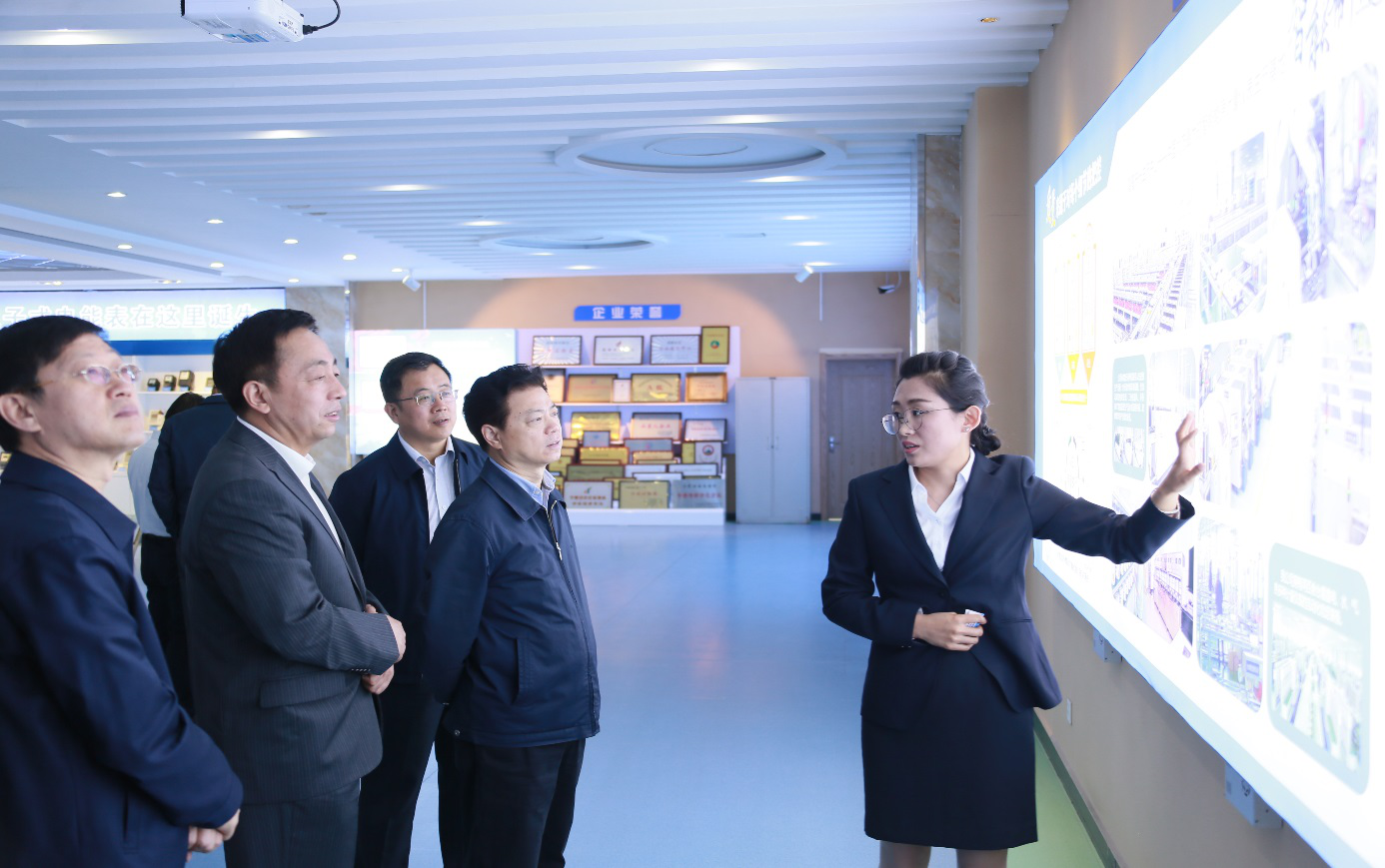 1526600621286250.png 1526600621286250.png