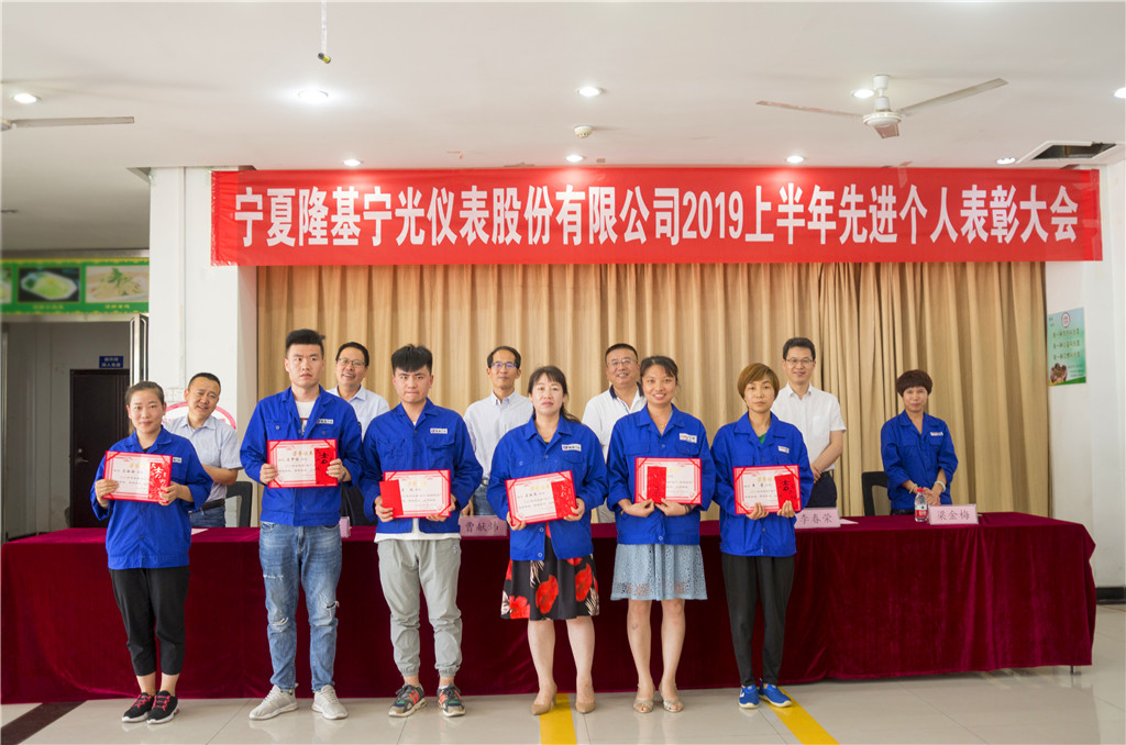 1565077236494695.jpg 1565077236494695.jpg